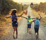 上学路上作文600字_上学路上作文大全