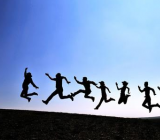 [我为青春代言]以为青春代言为题的高中作文 为青春代言500字