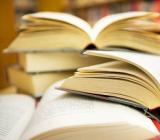 精选小学五年级上册第八单元作文读后感700字《雷锋的故事》